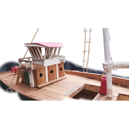 "Barco de Pesca Chilote Artesanal - Madera Nativa | Colección Única"