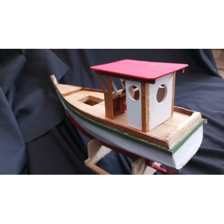 Embarcación Chilota Artesanal - Madera Reciclada 35cm
